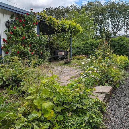 Millans Dockhus Onslunda Exterior foto