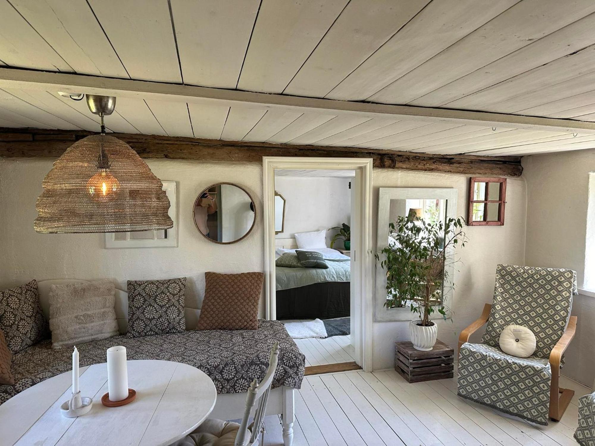 Millans Dockhus Onslunda Exterior foto